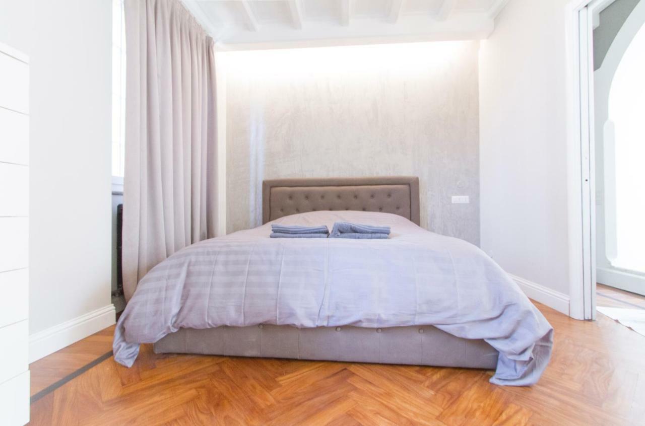 Elegante E Completamente Arredato Apt In Duomo ميلان المظهر الخارجي الصورة